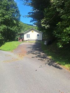 115 Hayes Lossie Rd