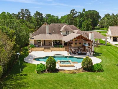 13907 Jbk Memorial Dr