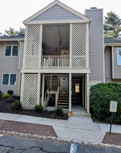 8 Augusta Dr