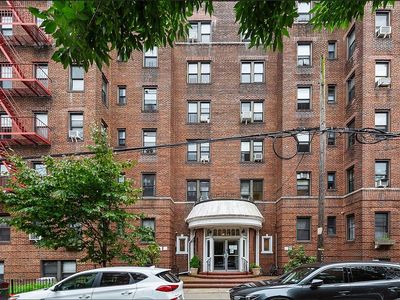 6538 Booth St APT 2F