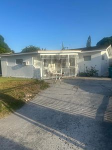 864 NW 116th St