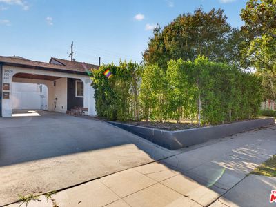 1811 N Avon St