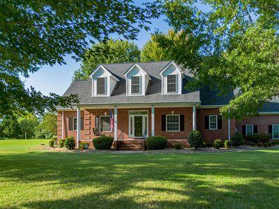 100 Fair Chase Dr