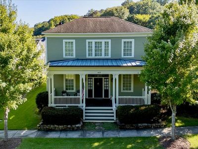409 Poe St