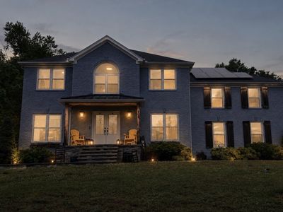 808 Alec Ct