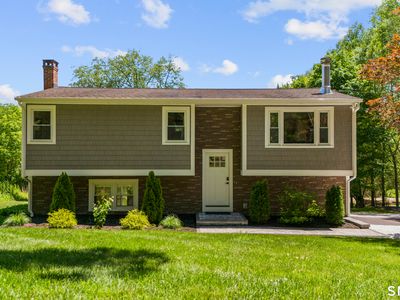 27 Town Farm Road