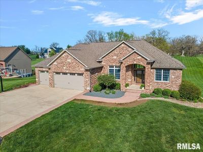 6610 Reagan Dr
