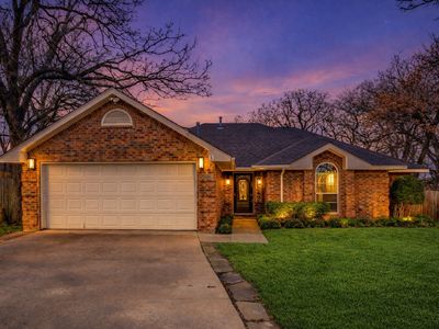 2209 Whispering Oaks