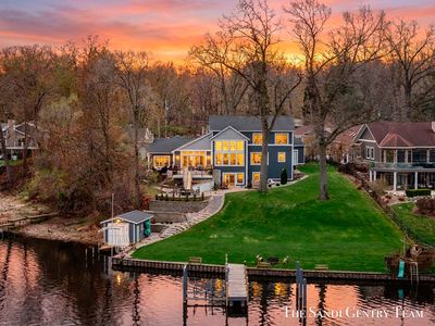 7 Circle Dr