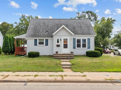 1727 W Wisconsin Ave