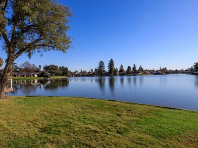 3722 W Benjamin Holt Dr APT 16