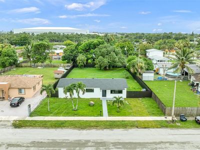 2600 NW 205th St