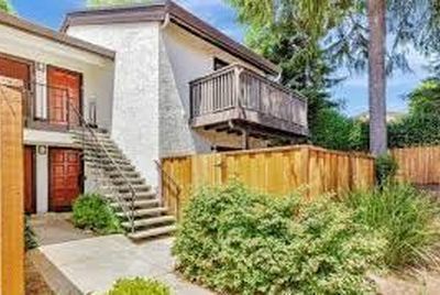 775 Williamsburg Way APT C