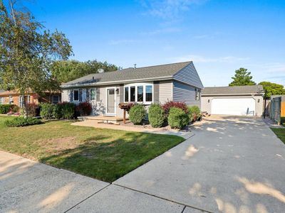 1525 S 25th STREET
