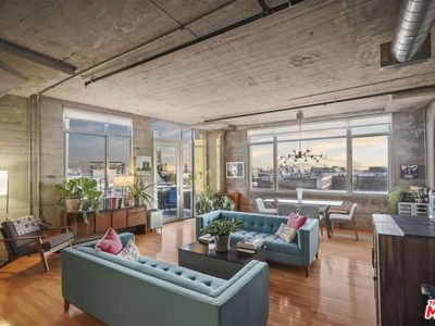825 E 4th St APT 506