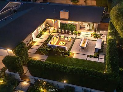 3231 Rowena Dr