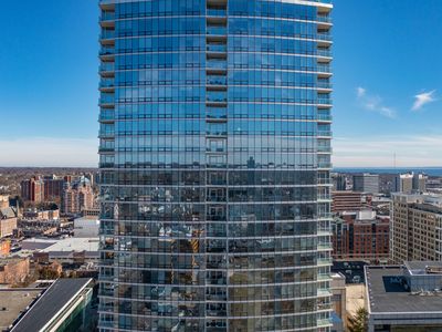 1 Broad Street #PH27E