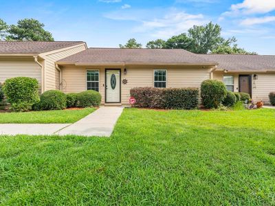 3 Boardwalk Ln