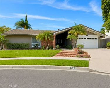 1229 Kelsford Ct
