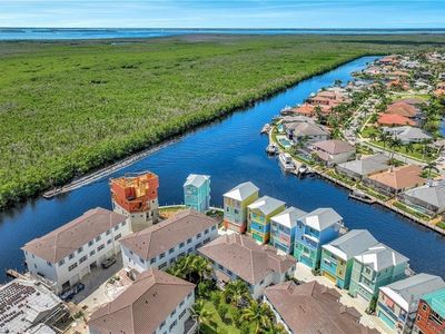 5825 Shell Cove Dr #115