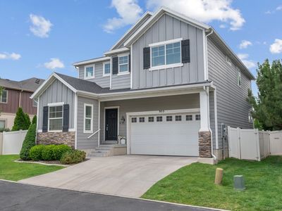 955 W Delorean Ln S