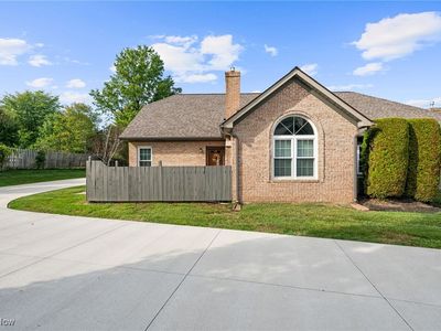 Property at 8050 Harbor Creek Dr APT 2402, Mentor On The Lake, OH