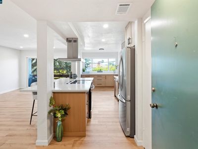 710 E 22nd St APT 203