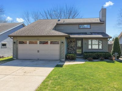 810 Flambeau Pl