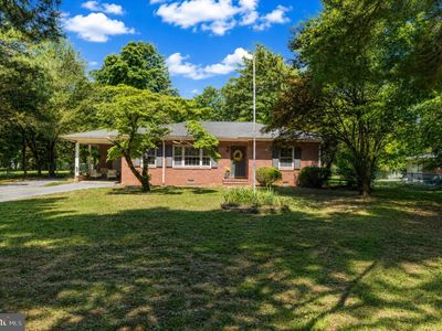 610 Beach Rd