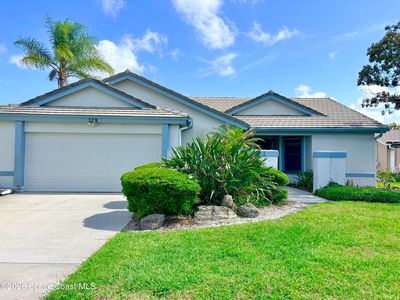 329 Country Walk St