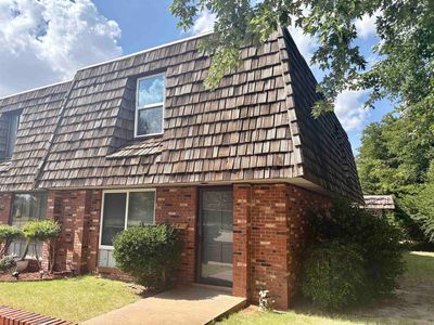 2106 Indian Dr