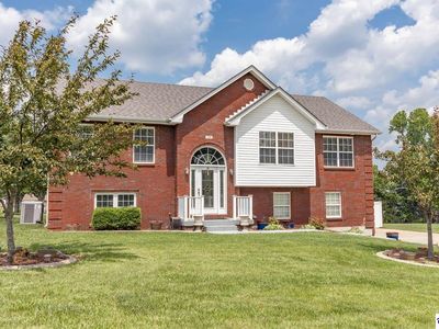 700 Pine Valley Dr