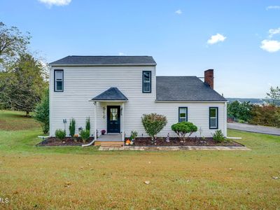 916 Starling Dr