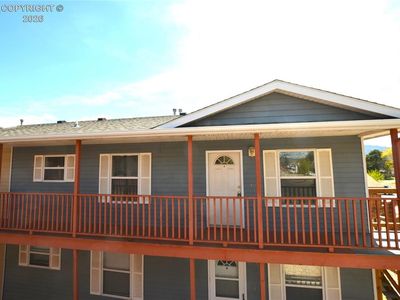 712 Yale Pl APT B