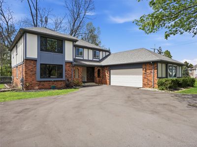 5800 Naneva Ct