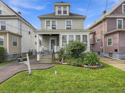 114 Laird Ave