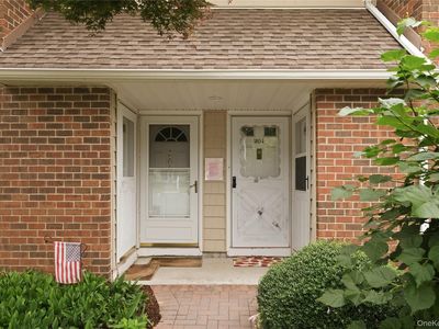 207 Lake Pointe Circle #207