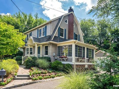 77 Lake Avenue