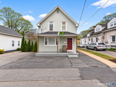 89 Oneco Street
