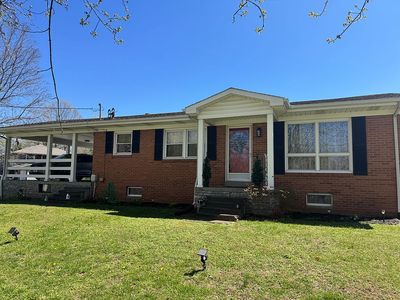 1300 W Everly Brothers Blvd