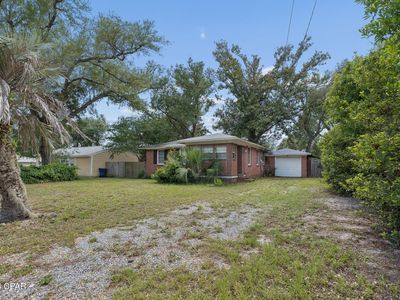 111 N Marie Dr