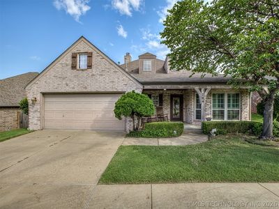 704 W Indianapolis St N