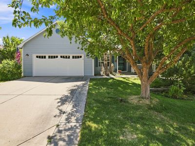 Property at 510 Black Hawk Dr, Eaton, CO