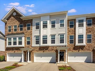 30 Colgate Dr