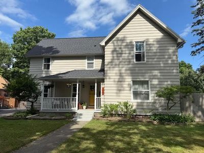 207 S Locust St