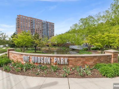310 Hudson Park #310