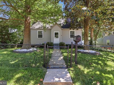 2806 Urbana Dr