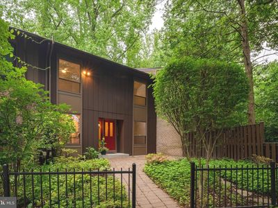 5678 Thicket Ln