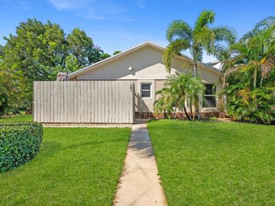 191 SE 1st Circle