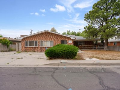 1419 Solano Dr NE